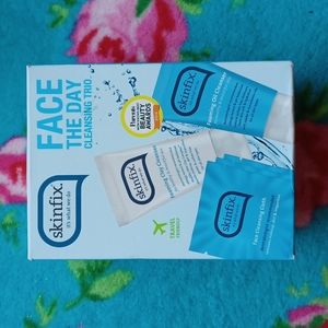 Skinfix Face of the Day Cleansing Trio, Cleansing cloth, clay cleanser, foaming